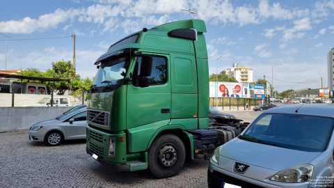 MONTAGEM VOLVO FH 400 - IMAGEM 1 - Pedro Nevada