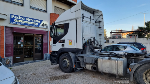 MONTAGEM IVECO STRALIS 450 - Pedro Nevada