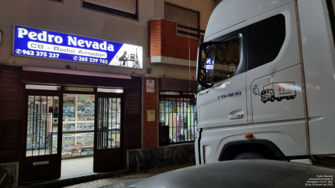 MONTAGEM FORD F-MAX - Pedro Nevada