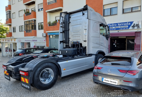 MONTAGEM VOLVO FH 42 T - Pedro Nevada