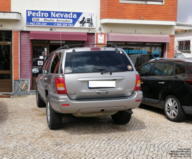 MONTAGEM ANTENA JEEP GRAND CHEROKEE WJ - IMAGEM 1 - Pedro Nevada