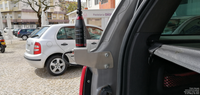 MONTAGEM ANTENA JEEP GRAND CHEROKEE WJ - IMAGEM 3 - Pedro Nevada