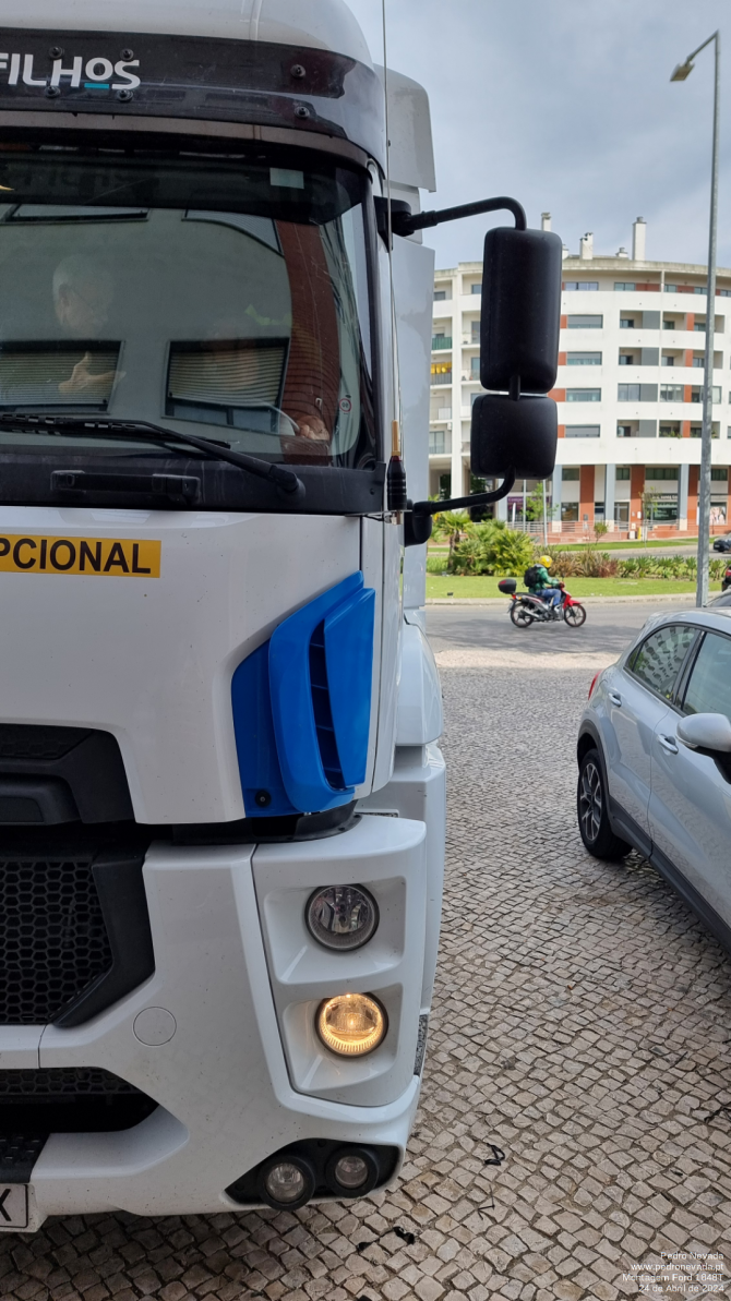 MONTAGEM ANTENA FORD 1848T - IMAGEM 2 - Pedro Nevada