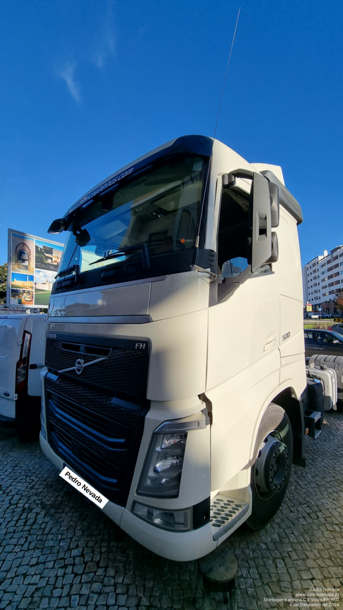 MONTAGEM ANTENA CB VOLVO FH-500 - IMAGEM 1 - Pedro Nevada