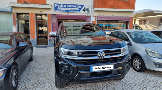MONTAGEM DE ANTENA CB NO VOLKSWAGEN AMAROK V6 - Pedro Nevada