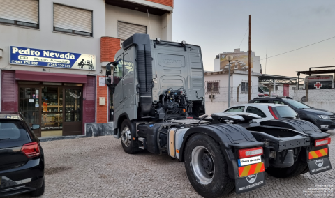 MOUNTING VOLVO FH-500 - IMAGE 1 - Pedro Nevada