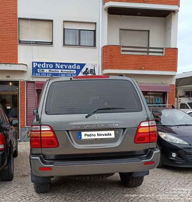 MOUNTING CB ANTENNA TOYOTA LAND CRUISER HDJ-100 - Pedro Nevada