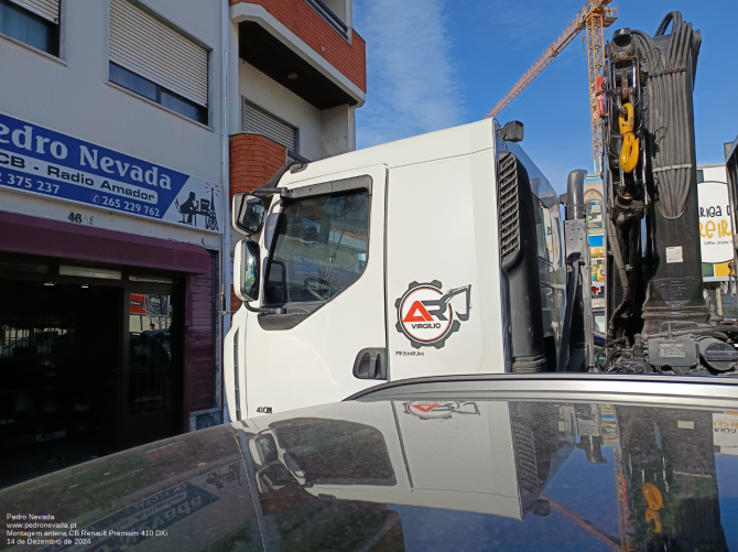 MOUNTING CB ANTENNA ON RENAULT PREMIUM 410 DXi - IMAGE 3 - Pedro Nevada